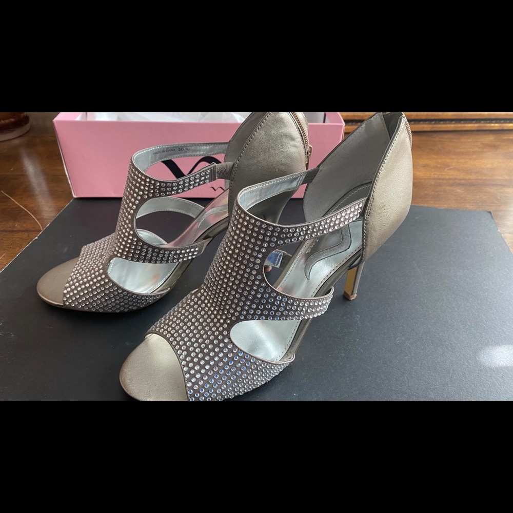 Dress heels